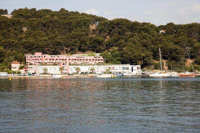 Residence Pierre & Vacances Les Jardins De La Cote D'Azur 滨海圣芒德里耶 外观 照片